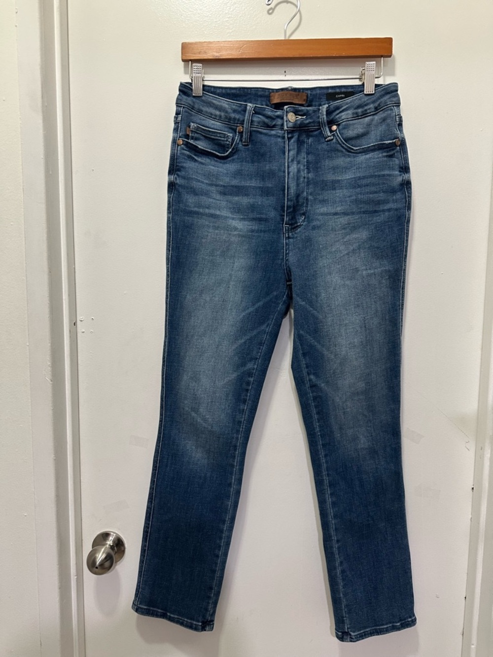 Judy Blue Dark Wash Capri Denim Sz 11/30